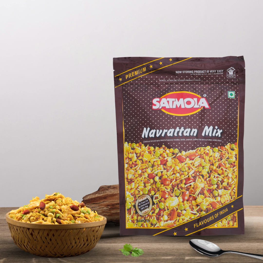 Satmola Namkeen Combo Tasty Nuts + Aloo Bhujia +Navrattan Mix + Paneer Bhujia + Shahimix